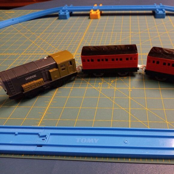 Track Master Dodge Engine, Sir Handel's Motorized Battery Operated - Picture 3 of 8